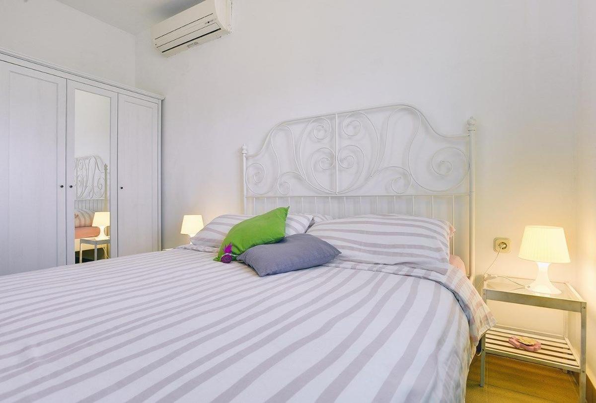 Lidija Apartment *