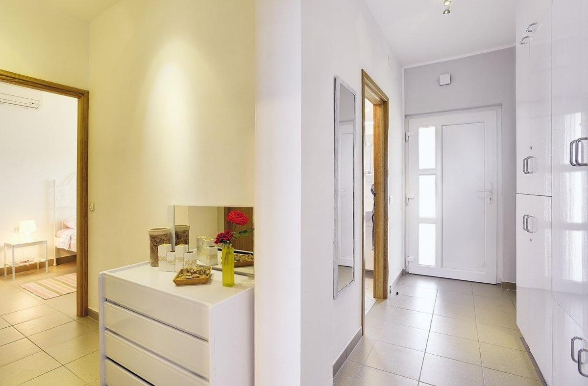 Lidija Apartment *